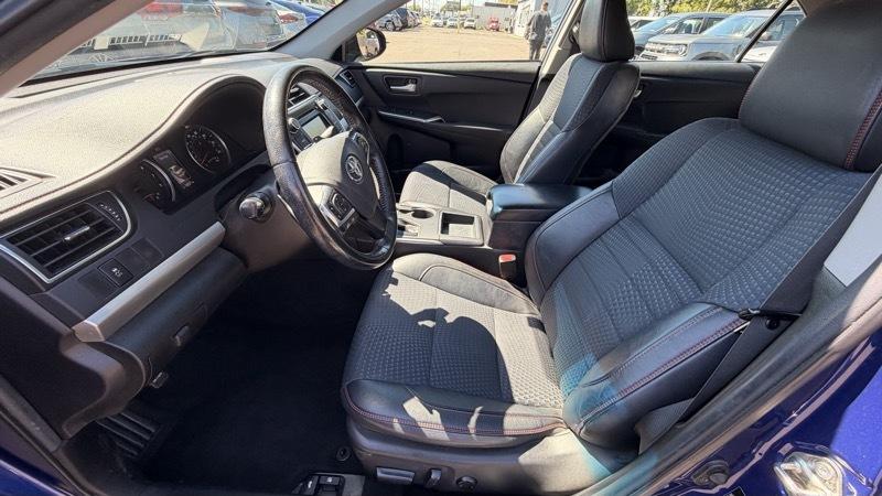 Toyota Camry SE 2015