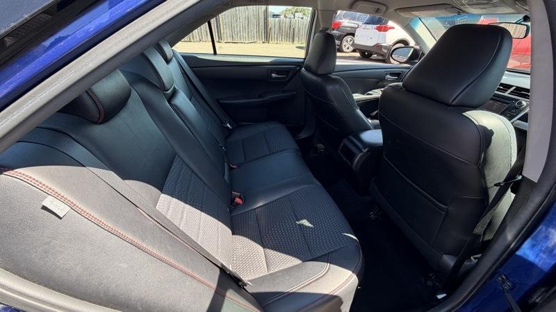 Toyota Camry SE 2015