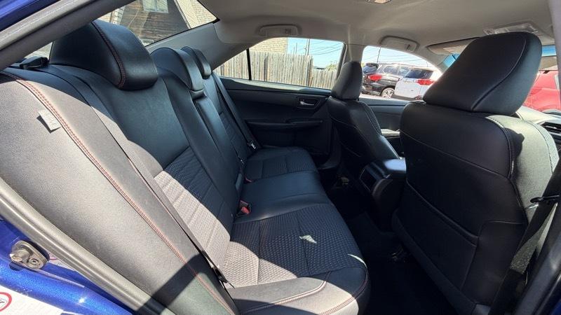 Toyota Camry SE 2015