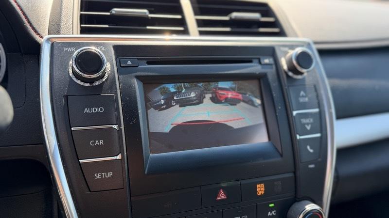 Toyota Camry SE 2015