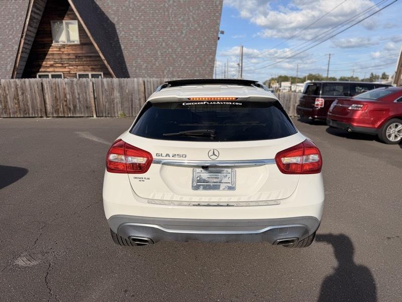 Mercedes-Benz GLA-Class GLA250 2018