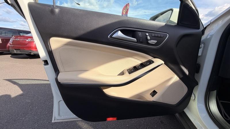 Mercedes-Benz GLA-Class GLA250 2018