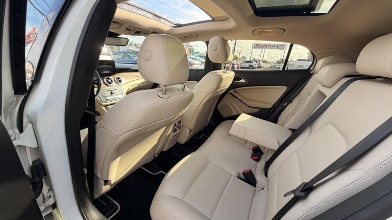 Mercedes-Benz GLA-Class GLA250 2018