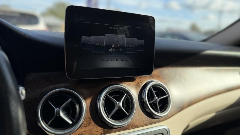 Mercedes-Benz GLA-Class GLA250 2018
