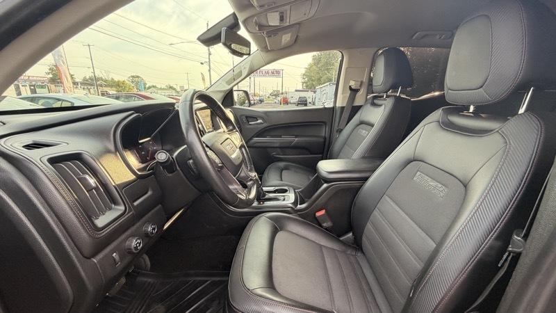 GMC Canyon SLE Crew Cab 4WD Short Box 2015