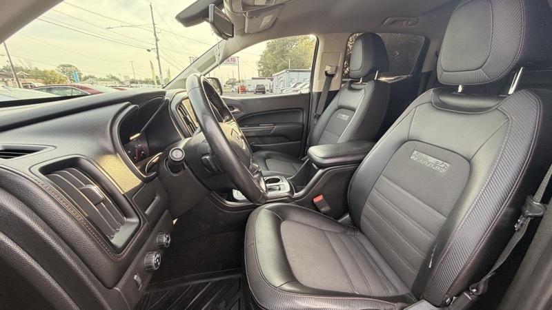 GMC Canyon SLE Crew Cab 4WD Short Box 2015