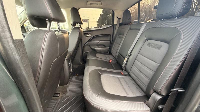 GMC Canyon SLE Crew Cab 4WD Short Box 2015