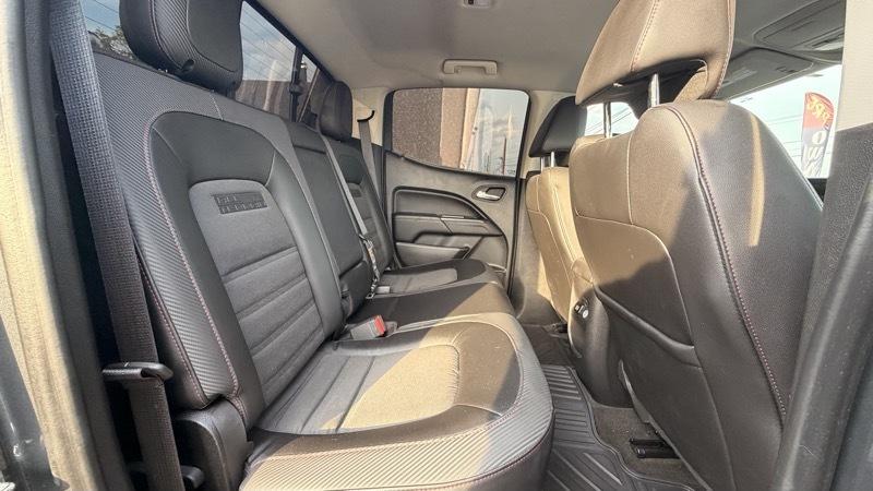 GMC Canyon SLE Crew Cab 4WD Short Box 2015