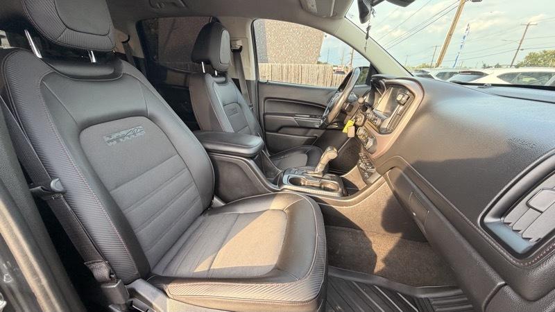GMC Canyon SLE Crew Cab 4WD Short Box 2015
