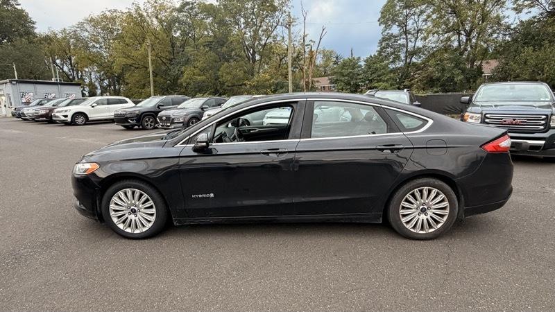 Ford Fusion Hybrid SE 2015