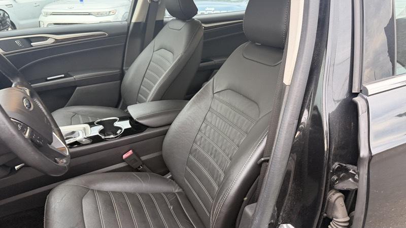 Ford Fusion Hybrid SE 2015