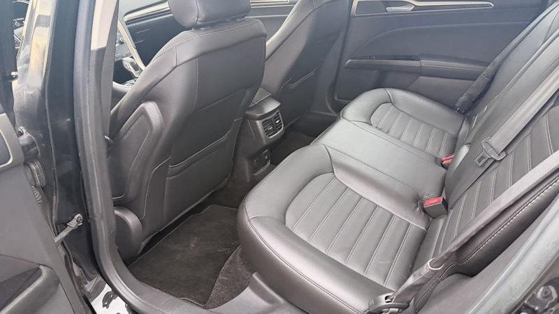 Ford Fusion Hybrid SE 2015