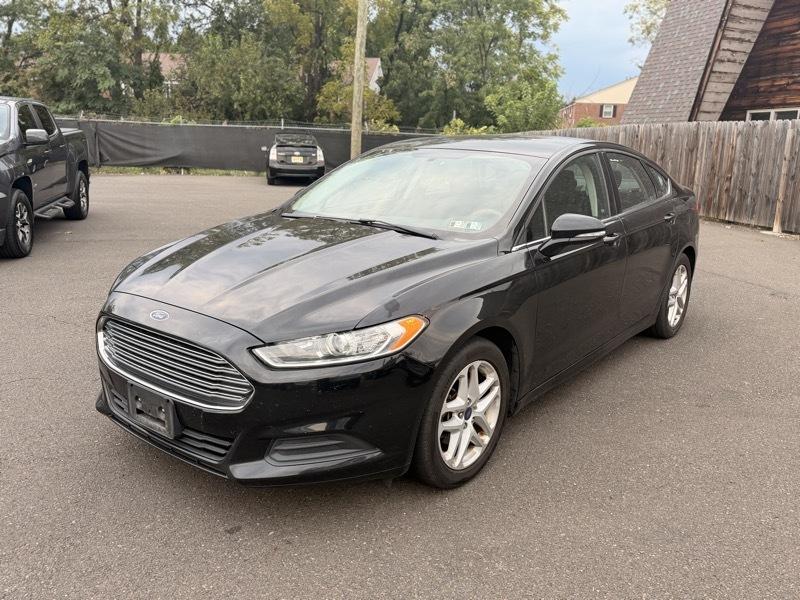 Ford Fusion SE 2016