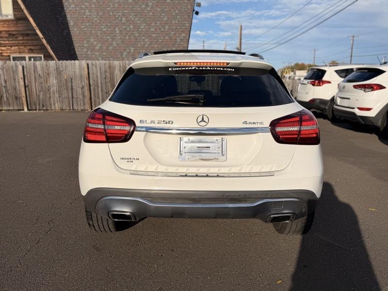 Mercedes-Benz GLA-Class GLA250 4MATIC 2019
