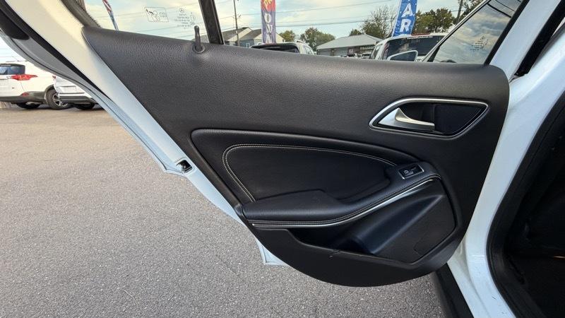 Mercedes-Benz GLA-Class GLA250 4MATIC 2019