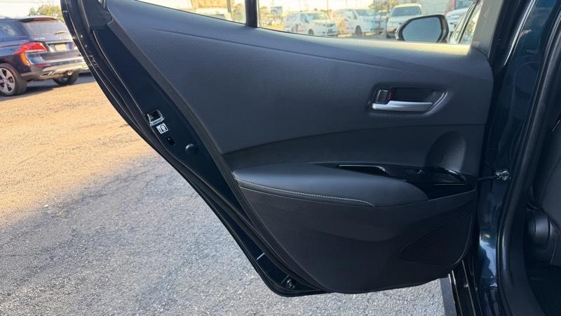 Toyota Corolla SE Hatchback CVT 2022