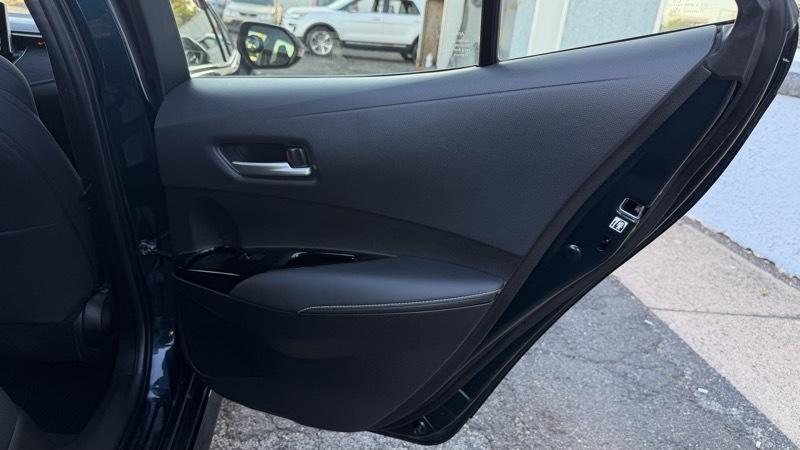 Toyota Corolla SE Hatchback CVT 2022