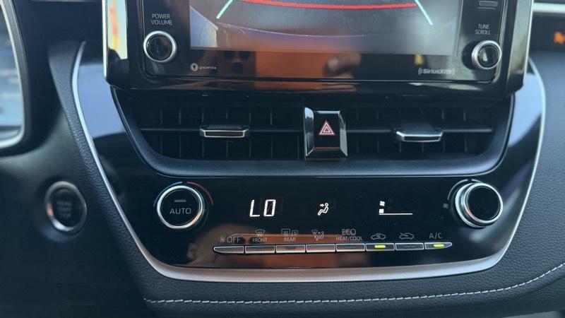 Toyota Corolla SE Hatchback CVT 2022