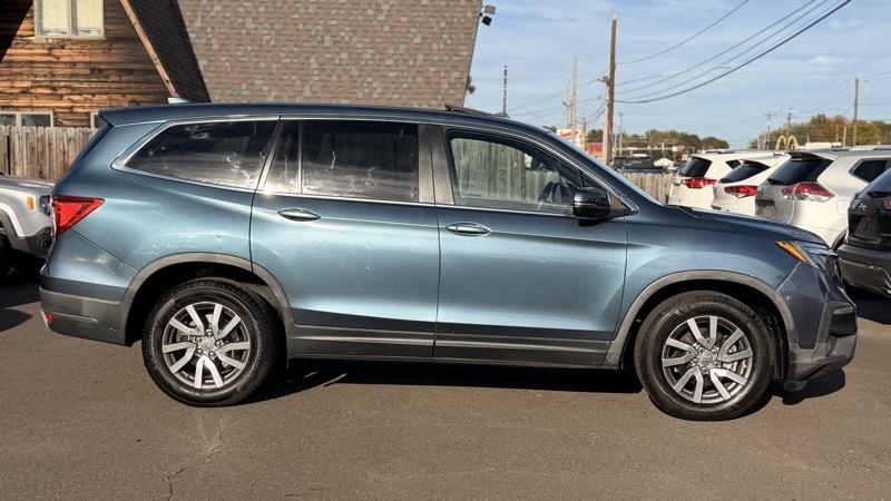 Honda Pilot EX-L w/Navigation and RES AWD 2019