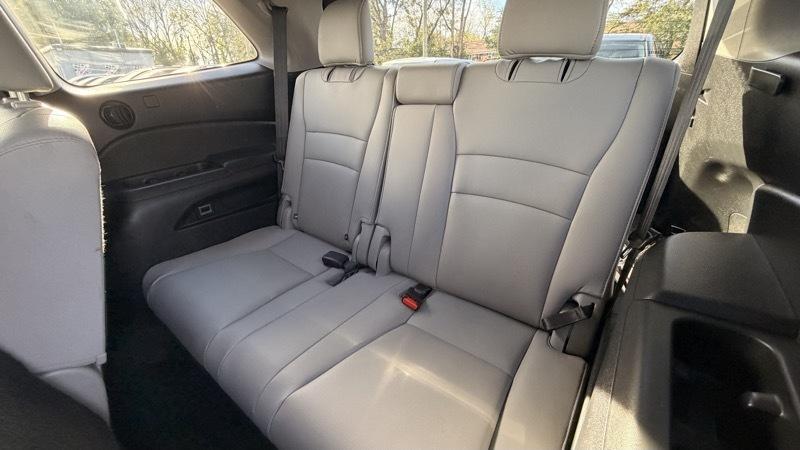 Honda Pilot EX-L w/Navigation and RES AWD 2019