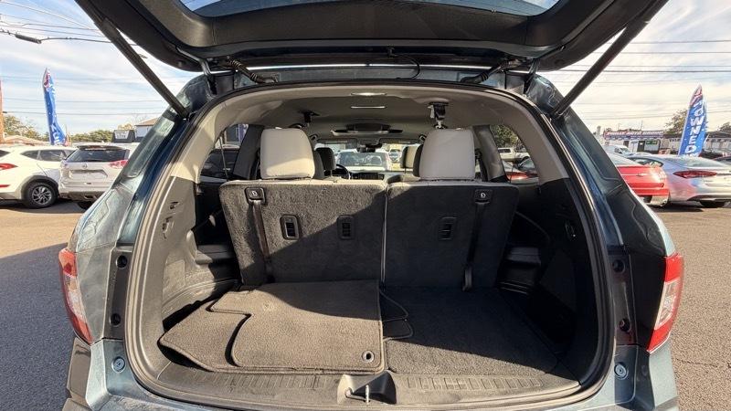 Honda Pilot EX-L w/Navigation and RES AWD 2019