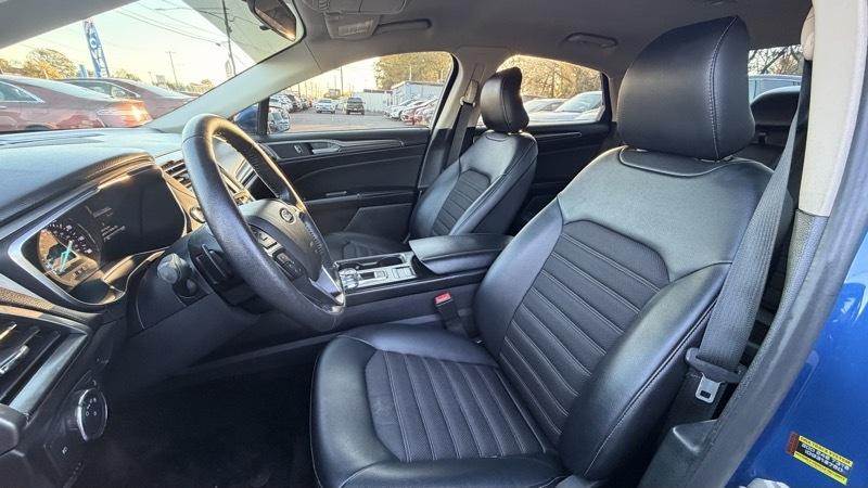 Ford Fusion SE 2017