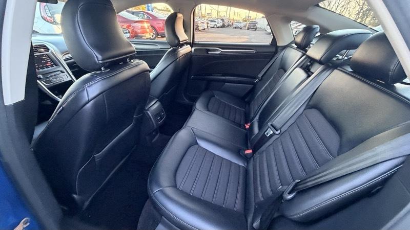Ford Fusion SE 2017