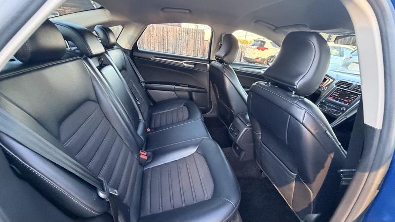 Ford Fusion SE 2017