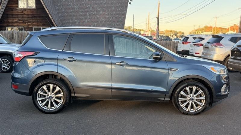 Ford Escape Titanium 4WD 2018
