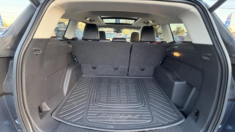 Ford Escape Titanium 4WD 2018