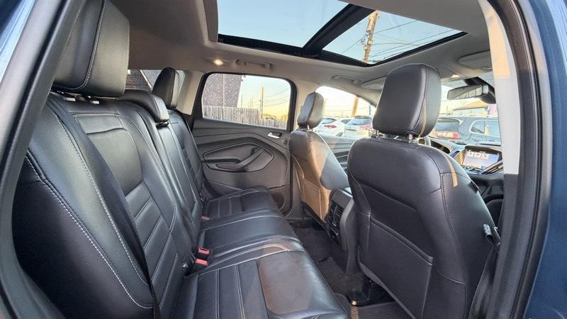 Ford Escape Titanium 4WD 2018