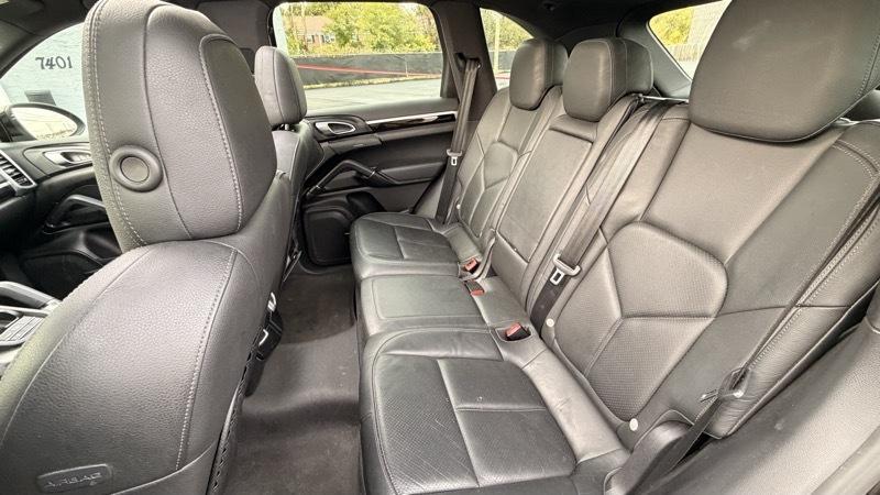 Porsche Cayenne Base 2014