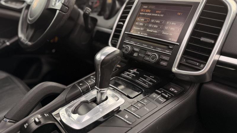 Porsche Cayenne Base 2014