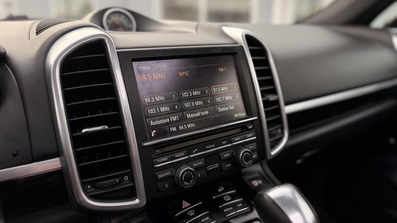 Porsche Cayenne Base 2014