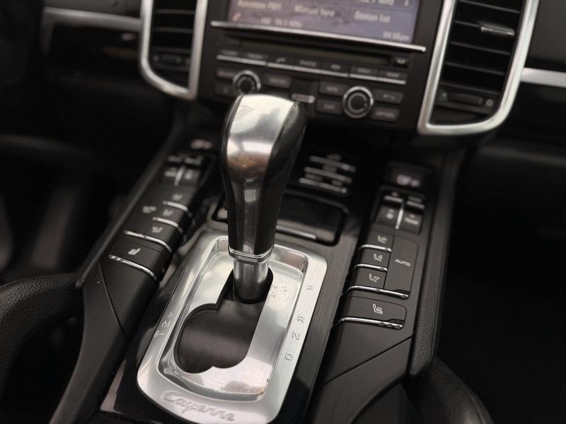 Porsche Cayenne Base 2014