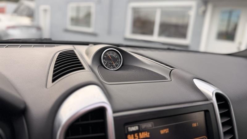 Porsche Cayenne Base 2014