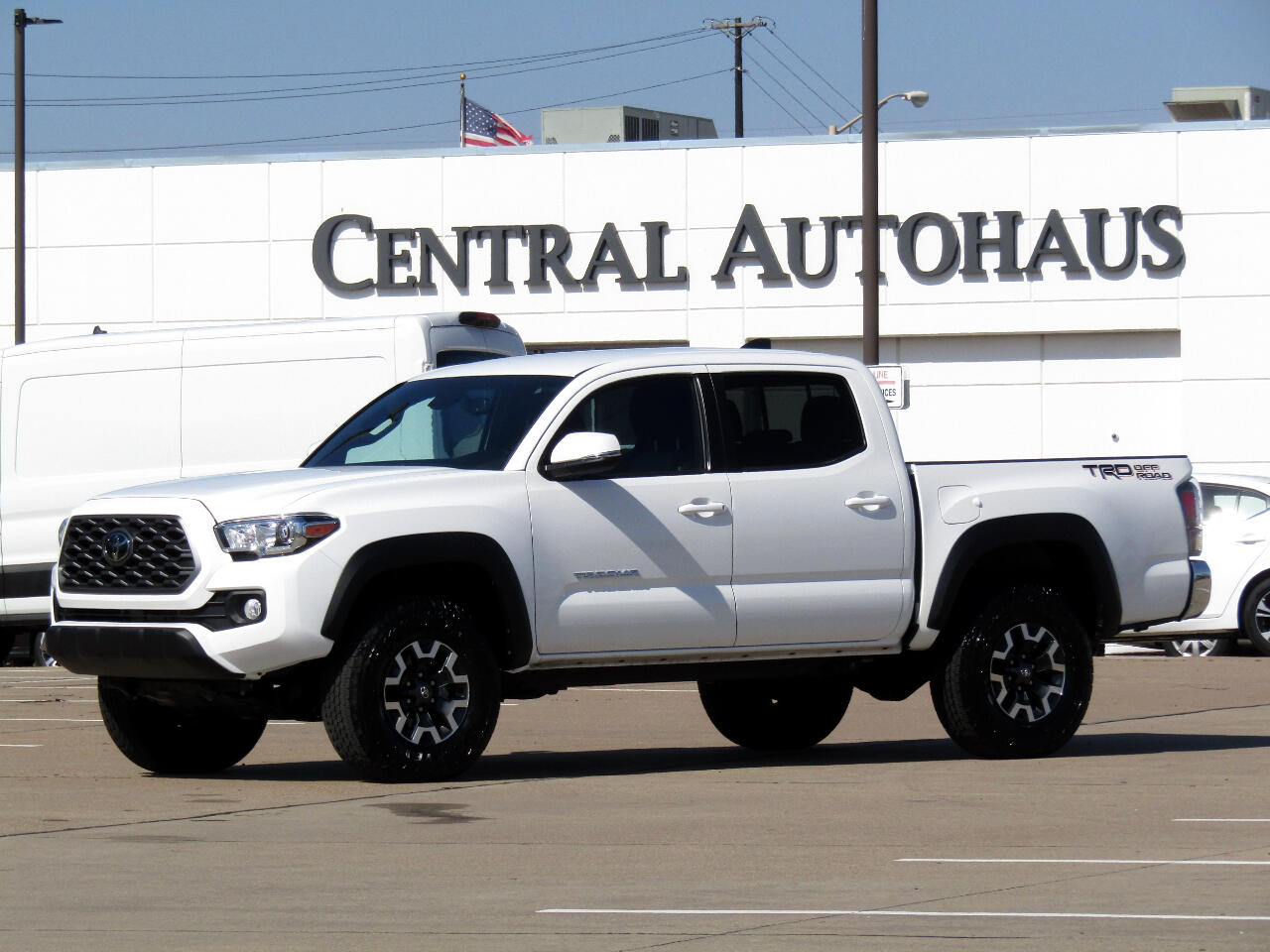 Toyota Tacoma 2WD TRD Off Road Double Cab 5' Bed V6 AT (Natl) 2023