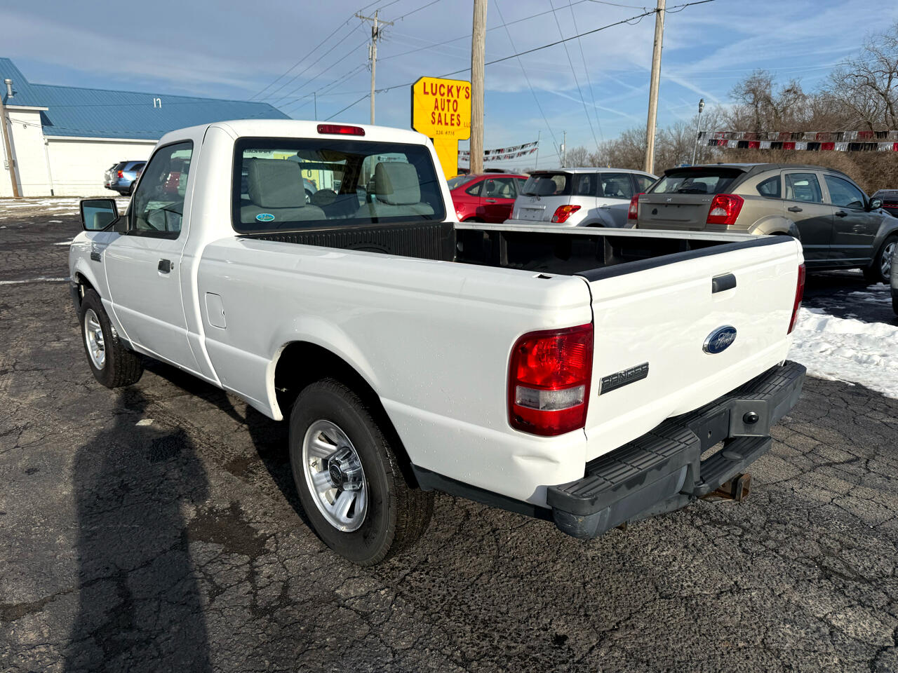 Ford Ranger Regular Cab 2WD 2011
