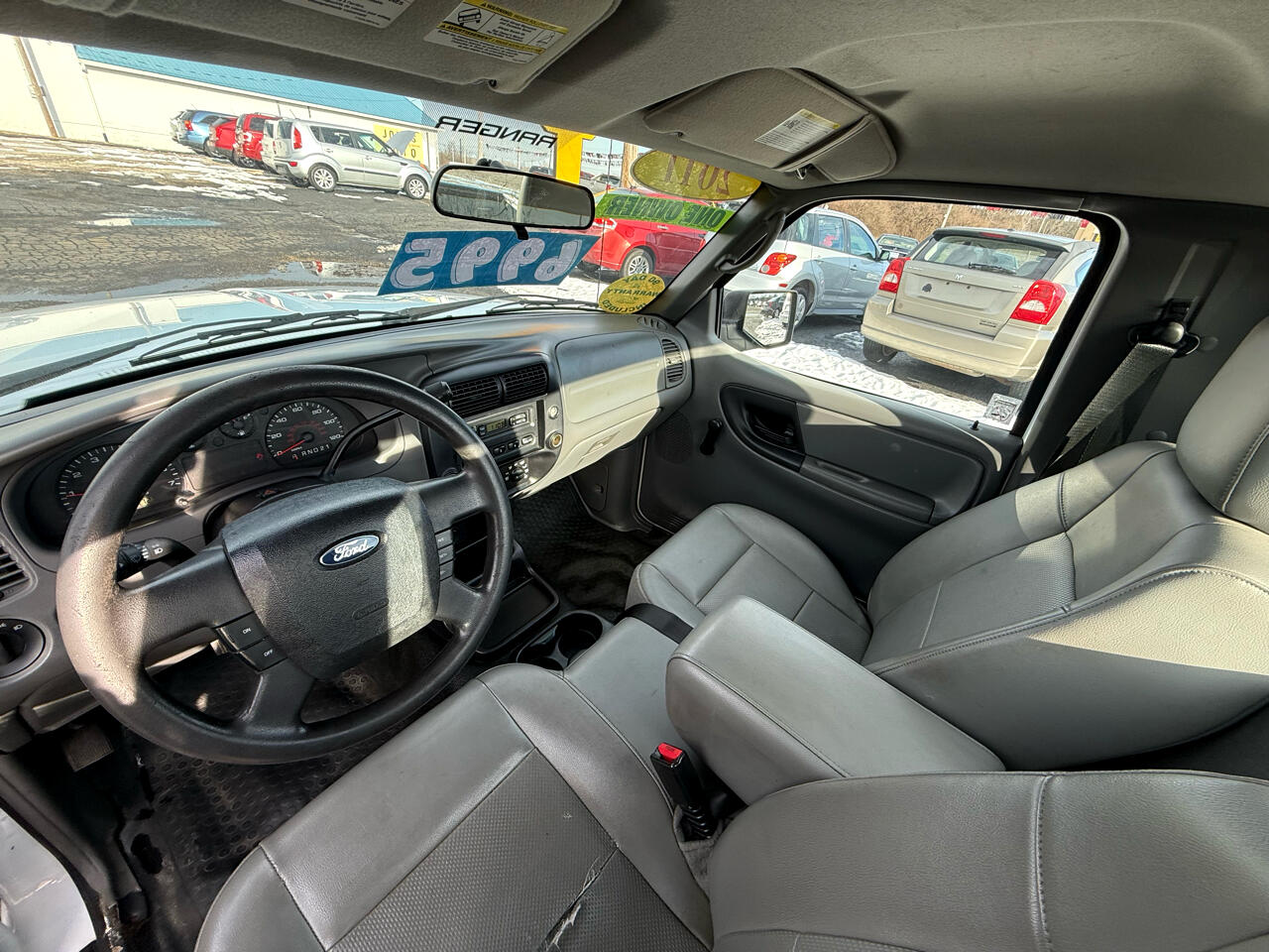 Ford Ranger Regular Cab 2WD 2011