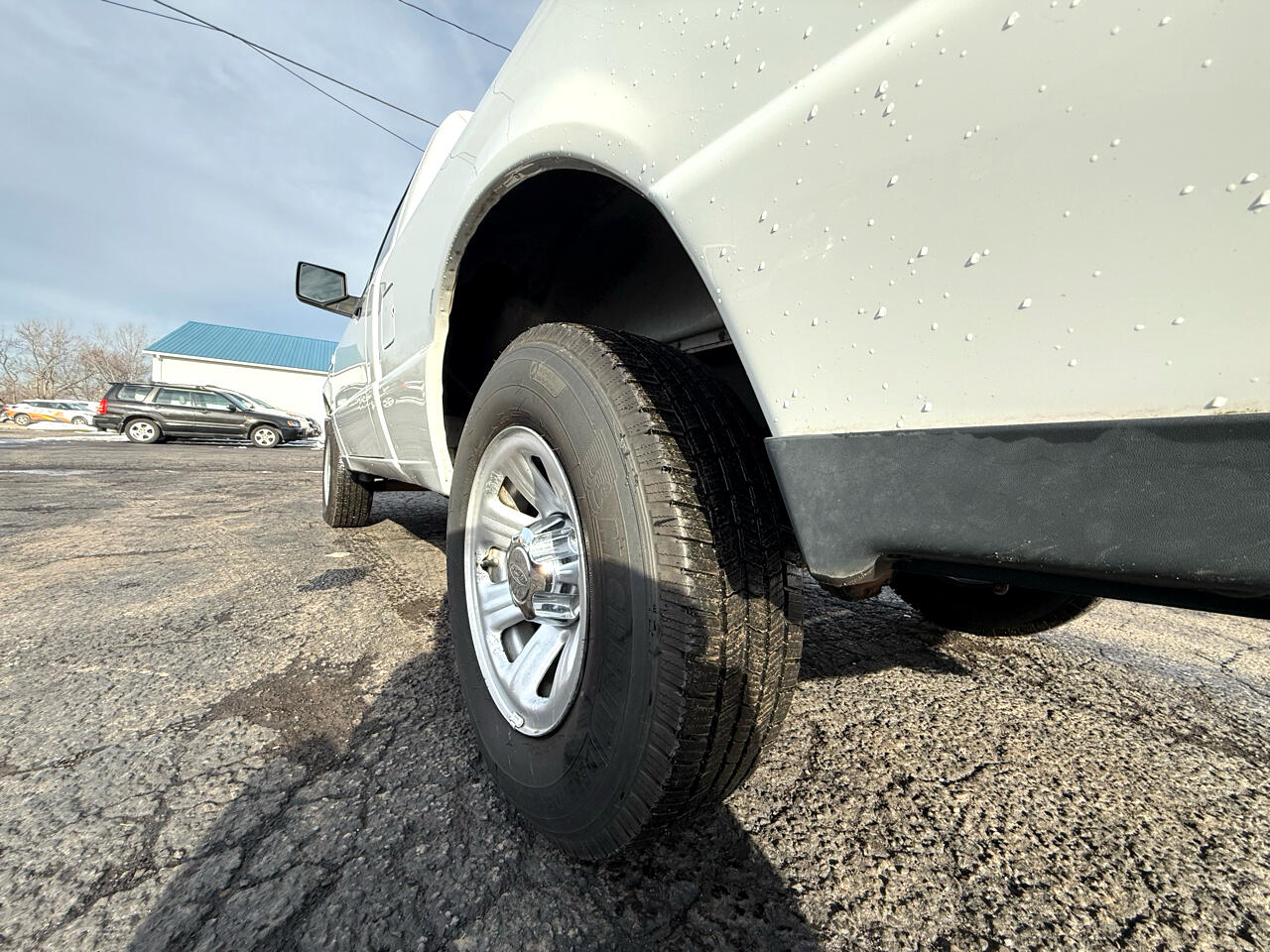 Ford Ranger Regular Cab 2WD 2011