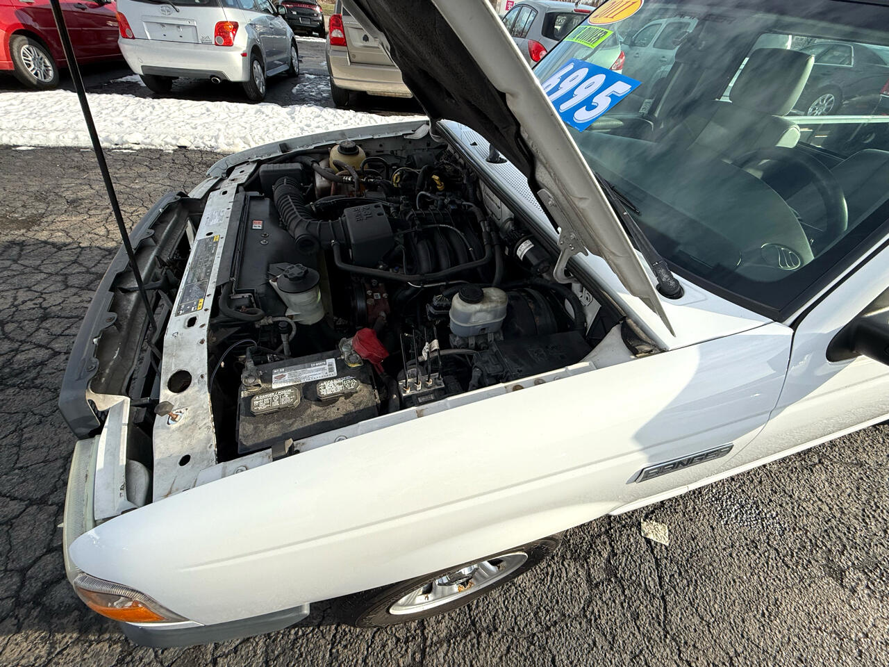 Ford Ranger Regular Cab 2WD 2011