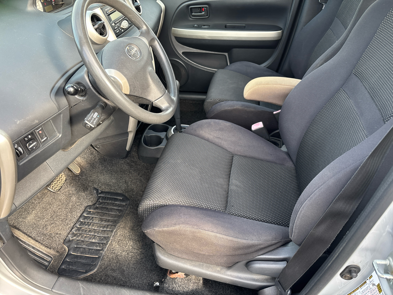 Scion xA Hatchback 2004 Scion xA Hatchback 2004