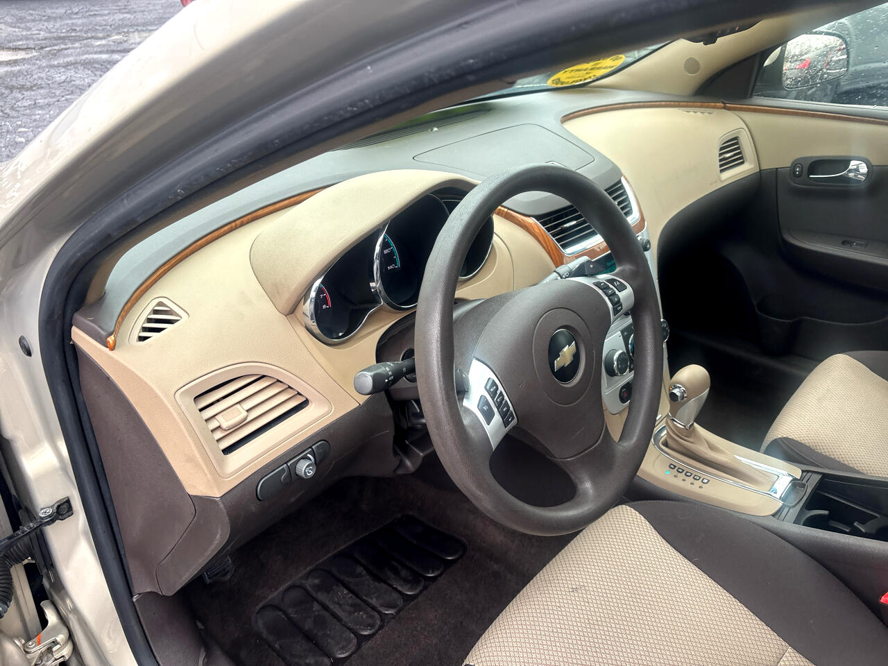 Chevrolet Malibu 1LT 2010