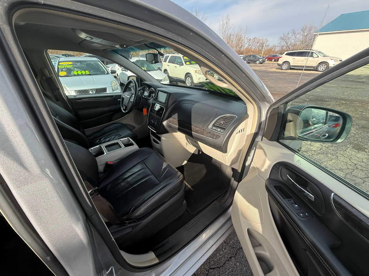 Chrysler Town & Country Touring 2013