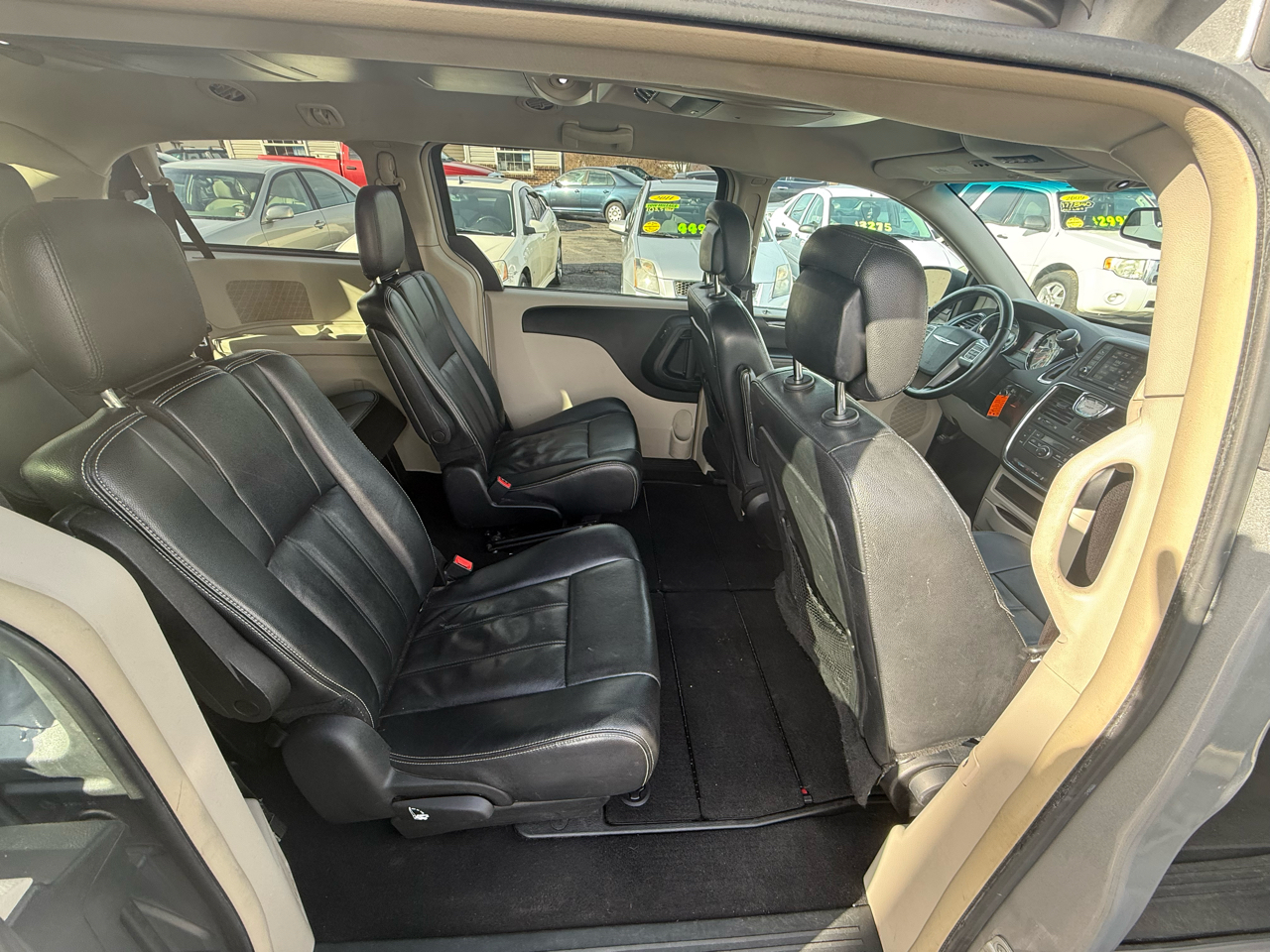 Chrysler Town & Country Touring 2013