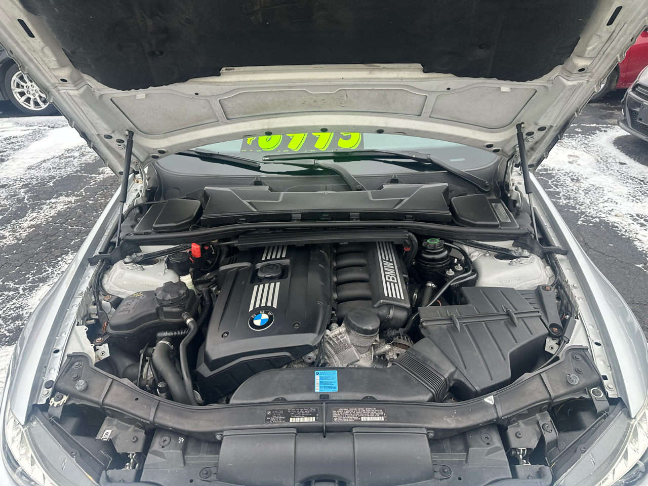 BMW 3-Series 328i xDrive 2011