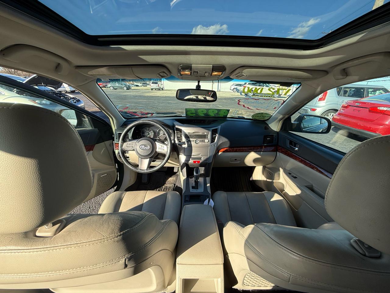 Subaru Outback 2.5i Limited 2010