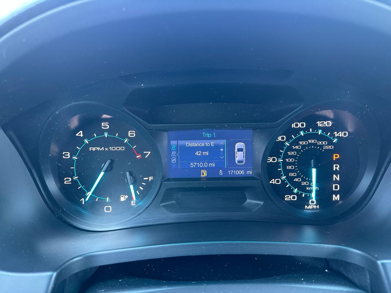 Ford Explorer Base FWD 2013