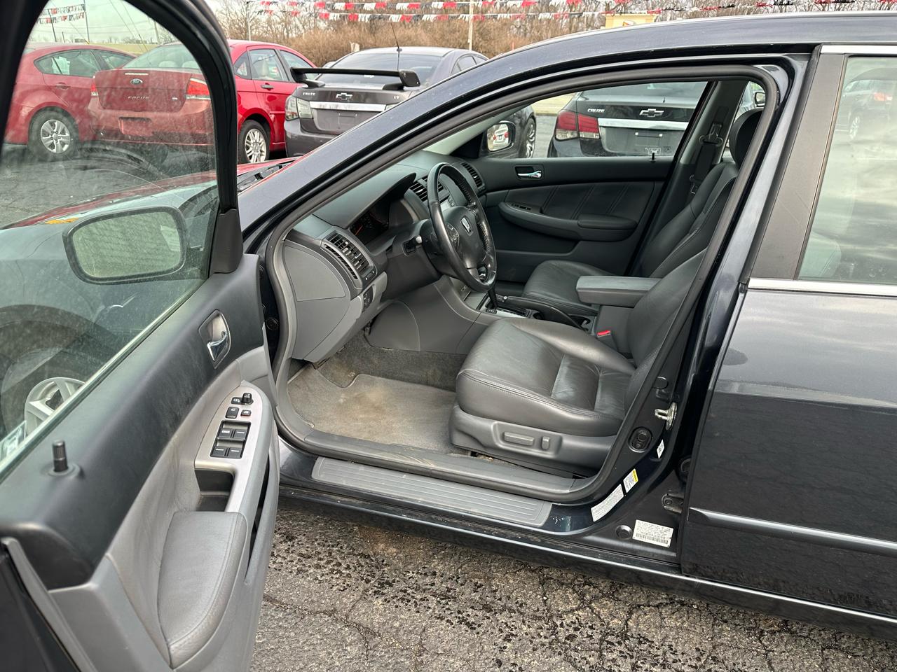 Honda Accord EX V6 sedan AT 2003