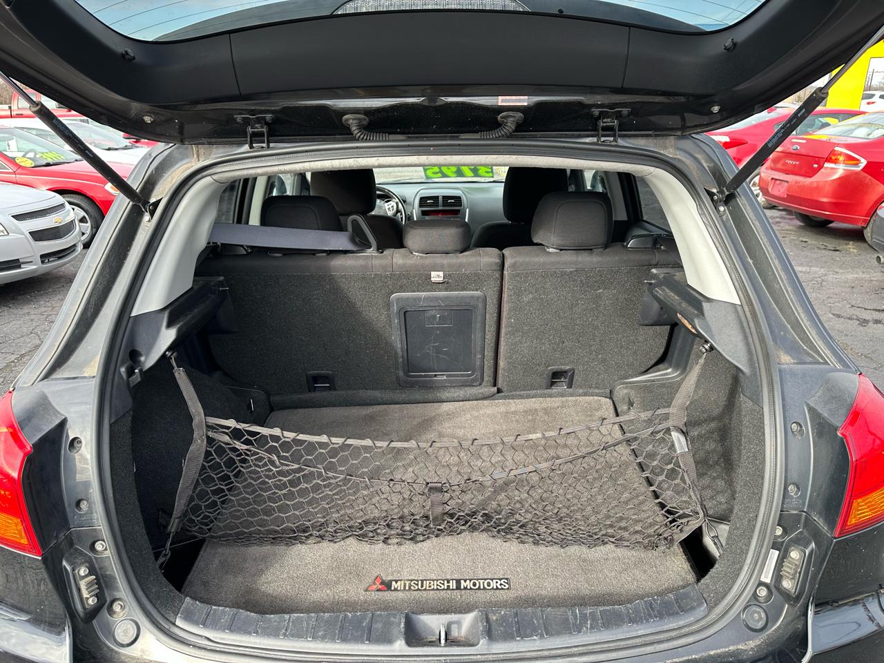 Mitsubishi Outlander Sport SE 4WD 2011